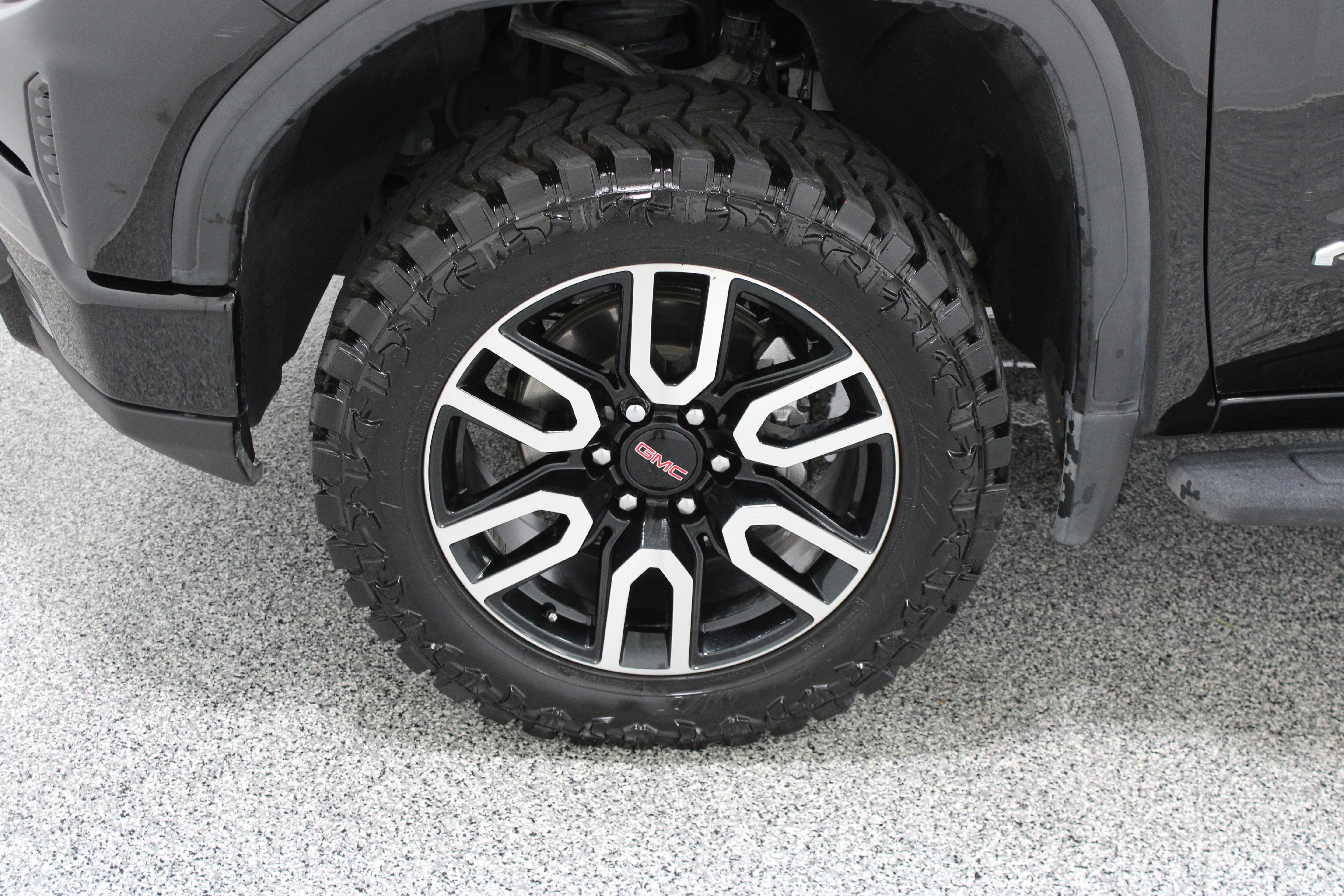 Used 2023 GMC Sierra 1500 AT4 w/ AT4 Preferred Package AWD/4WD image 14