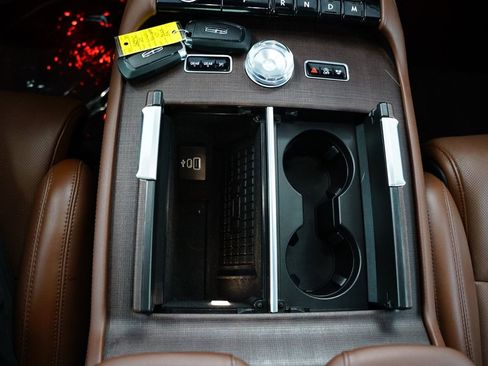 Used 2025 Lincoln Navigator Reserve image 41