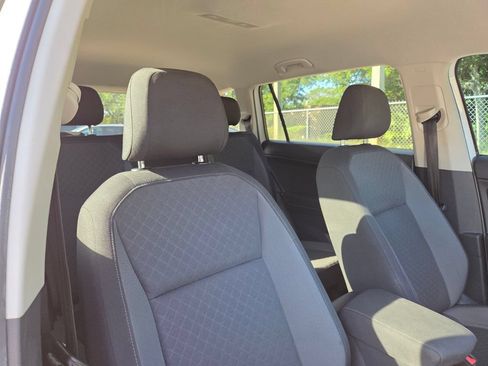 Used 2020 Volkswagen Tiguan S FWD image 15
