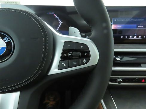 Used 2026 BMW X5 xDrive40i w/ M Sport Package image 13