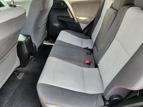 Used 2013 Toyota RAV4 LE AWD/4WD image 32