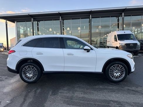 New 2026 Mercedes-Benz GLC 300 4MATIC image 8