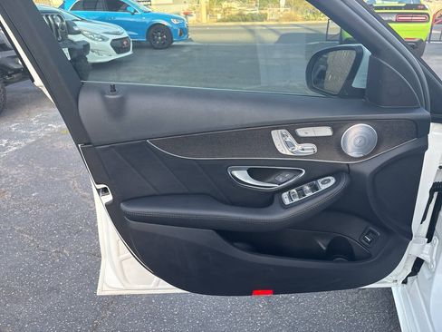 Used 2019 Mercedes-Benz C 300 Sedan image 14