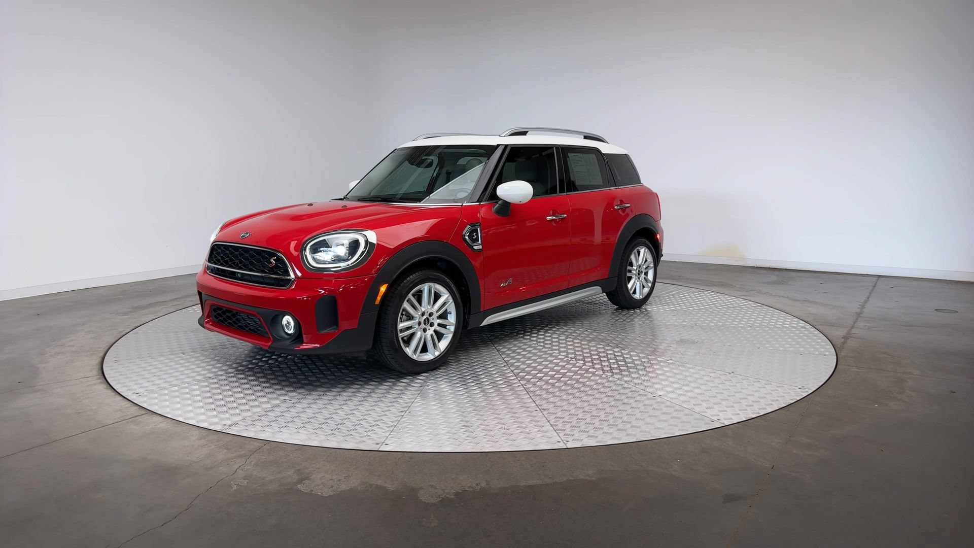 Certified 2024 MINI Cooper Countryman S w/ Signature Upholstery Package AWD/4WD image 4