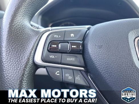 Used 2018 Honda Accord LX image 19