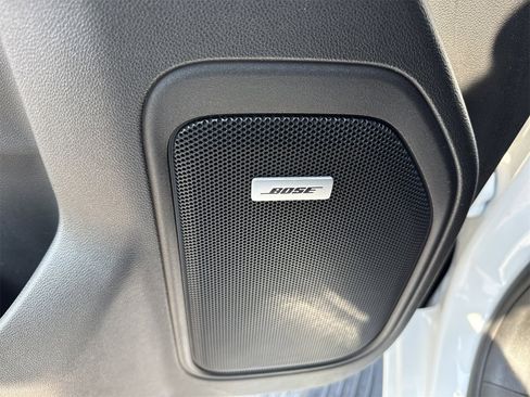 Used 2019 GMC Sierra 1500 SLT w/ SLT Premium Package image 15