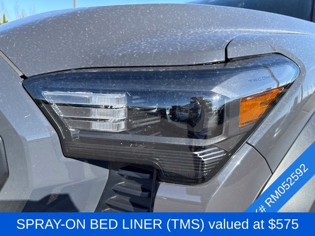 Used 2024 Toyota Tacoma TRD Off-Road AWD/4WD image 4