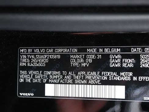 Used 2023 Volvo XC40 B5 Ultimate w/ Climate Package AWD/4WD image 9