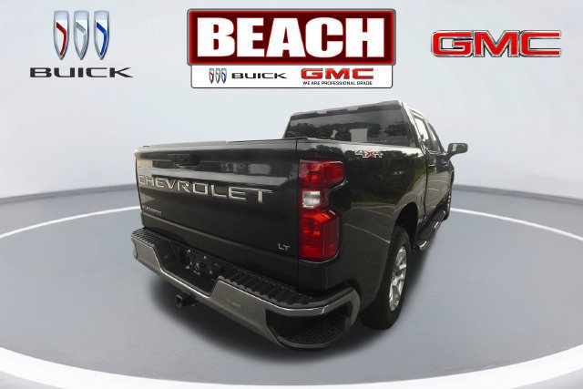 Used 2022 Chevrolet Silverado 1500 LT AWD/4WD image 3