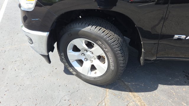 Used 2023 RAM 1500 Big Horn AWD/4WD image 4