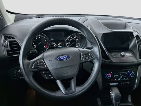 Used 2019 Ford Escape SE FWD image 17