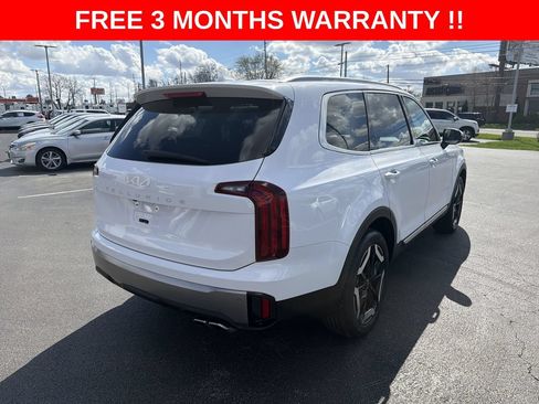 Used 2025 Kia Telluride S FWD image 32