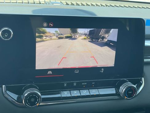 New 2026 GMC Canyon Elevation image 15