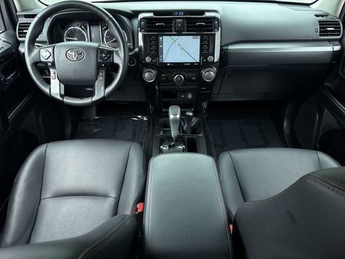 Used 2022 Toyota 4Runner TRD Off-Road Premium w/ Moonroof Package AWD/4WD image 17