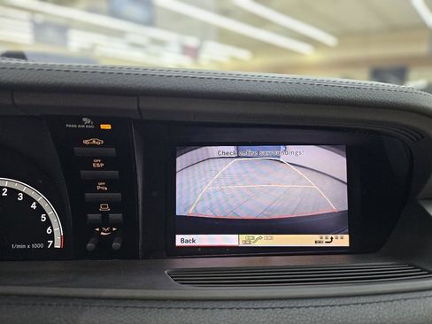 Used 2007 Mercedes-Benz CL 550 image 33