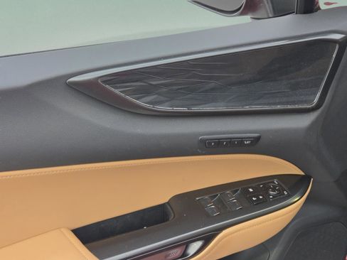Certified 2025 Lexus NX 250 FWD w/ Accessory Package (Z1) image 10
