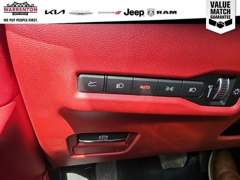 Used 2024 Jeep Wagoneer Launch Edition AWD/4WD image 19