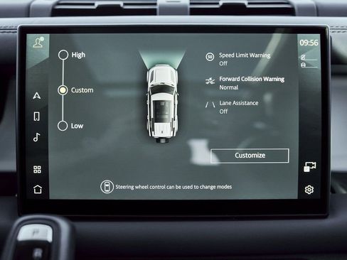 Used 2024 Land Rover Defender 110 SE image 83