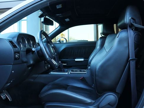 Used 2012 Dodge Challenger SRT8 image 33