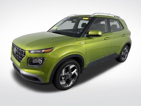 Used 2024 Hyundai Venue SEL image 6
