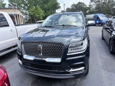 Used 2021 Lincoln Navigator Black Label AWD/4WD image 2
