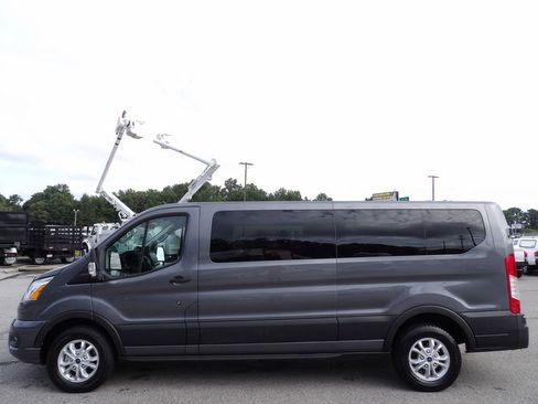 Used 2021 Ford Transit 350 XLT image 55