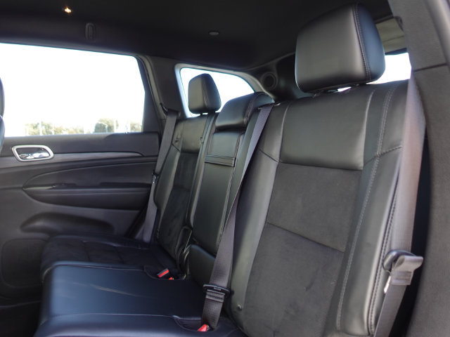 Used 2019 Jeep Grand Cherokee Altitude AWD/4WD image 24