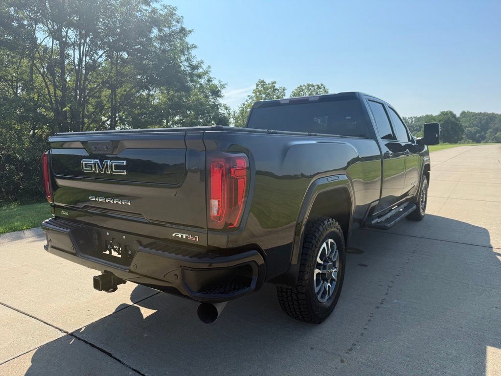 Used 2022 GMC Sierra 2500 AT4 w/ Driver Alert Package I AWD/4WD image 3