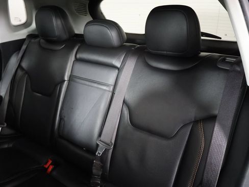 Used 2019 Jeep Compass Limited AWD/4WD image 27