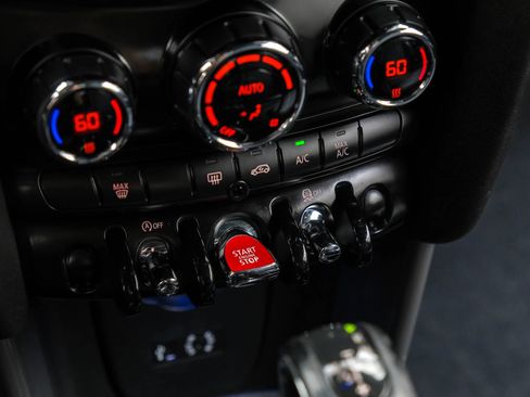 Used 2017 MINI Cooper Cooper Convertible 2D image 31