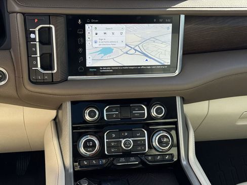 Used 2022 GMC Yukon Denali image 30