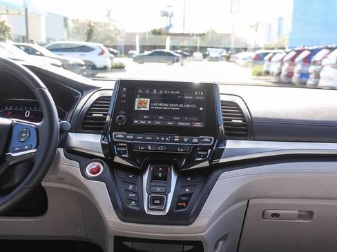 Used 2020 Honda Odyssey EX-L image 18