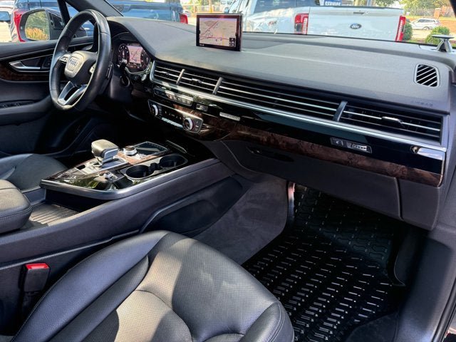 Used 2019 Audi Q7 3.0T Prestige w/ Prestige Package AWD/4WD image 41