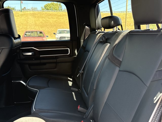Used 2026 RAM 2500 Laramie AWD/4WD image 6