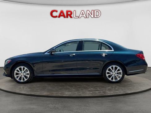 Used 2017 Mercedes-Benz E 300 4MATIC w/ Premium 1 Package image 3