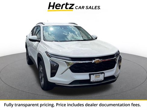 Used 2025 Chevrolet Trax LT w/ LT Convenience Package FWD image 1