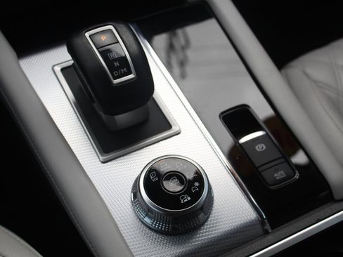 Used 2022 Mitsubishi Outlander SEL image 9