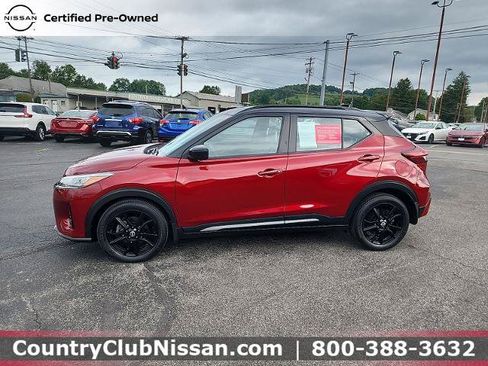Certified 2024 Nissan Kicks SR w/ SR Premium Package FWD image 5