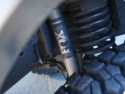 Used 2014 RAM 2500 Laramie w/ Protection Group image 11