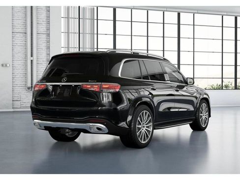 New 2026 Mercedes-Benz GLS 580 4MATIC image 22