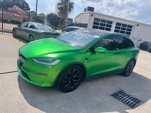 Used 2023 Tesla Model X AWD/4WD image 3