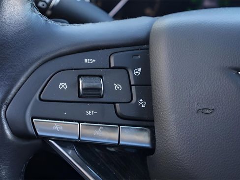 Used 2023 Cadillac XT6 Premium Luxury image 24