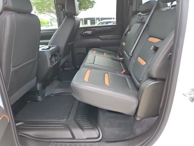 Used 2025 GMC Sierra 2500 AT4 AWD/4WD image 24