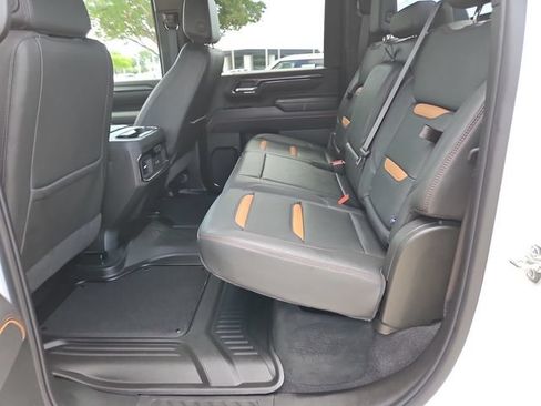 Used 2025 GMC Sierra 2500 AT4 AWD/4WD image 24