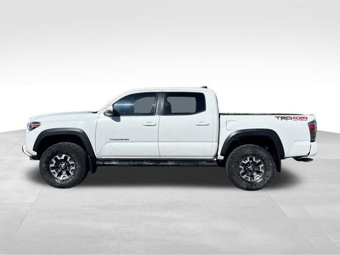 Used 2020 Toyota Tacoma TRD Off-Road image 6