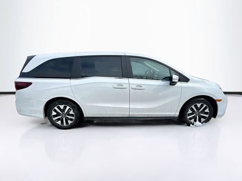 Certified 2025 Honda Odyssey EX-L image 8