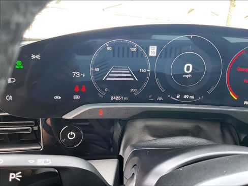 Used 2020 Porsche Taycan Turbo AWD/4WD image 21