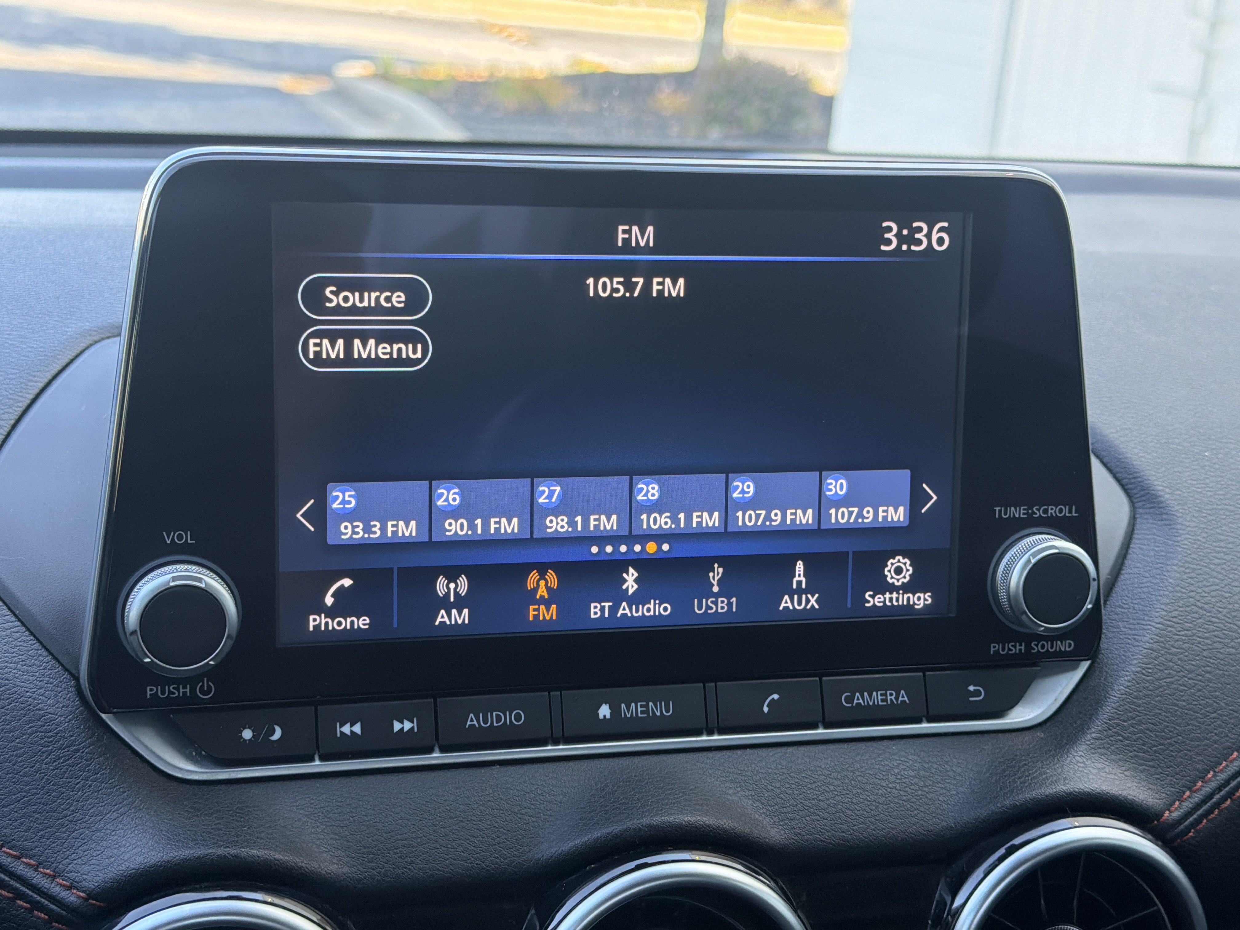 Used 2023 Nissan Sentra SR w/ SR Premium Package FWD image 13