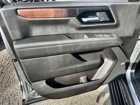 New 2026 GMC Yukon XL Denali w/ Sun & Power Step Package image 21