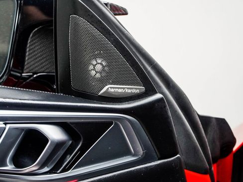 Used 2021 BMW M4 Competition w/ M Carbon Exterior Package RWD image 35